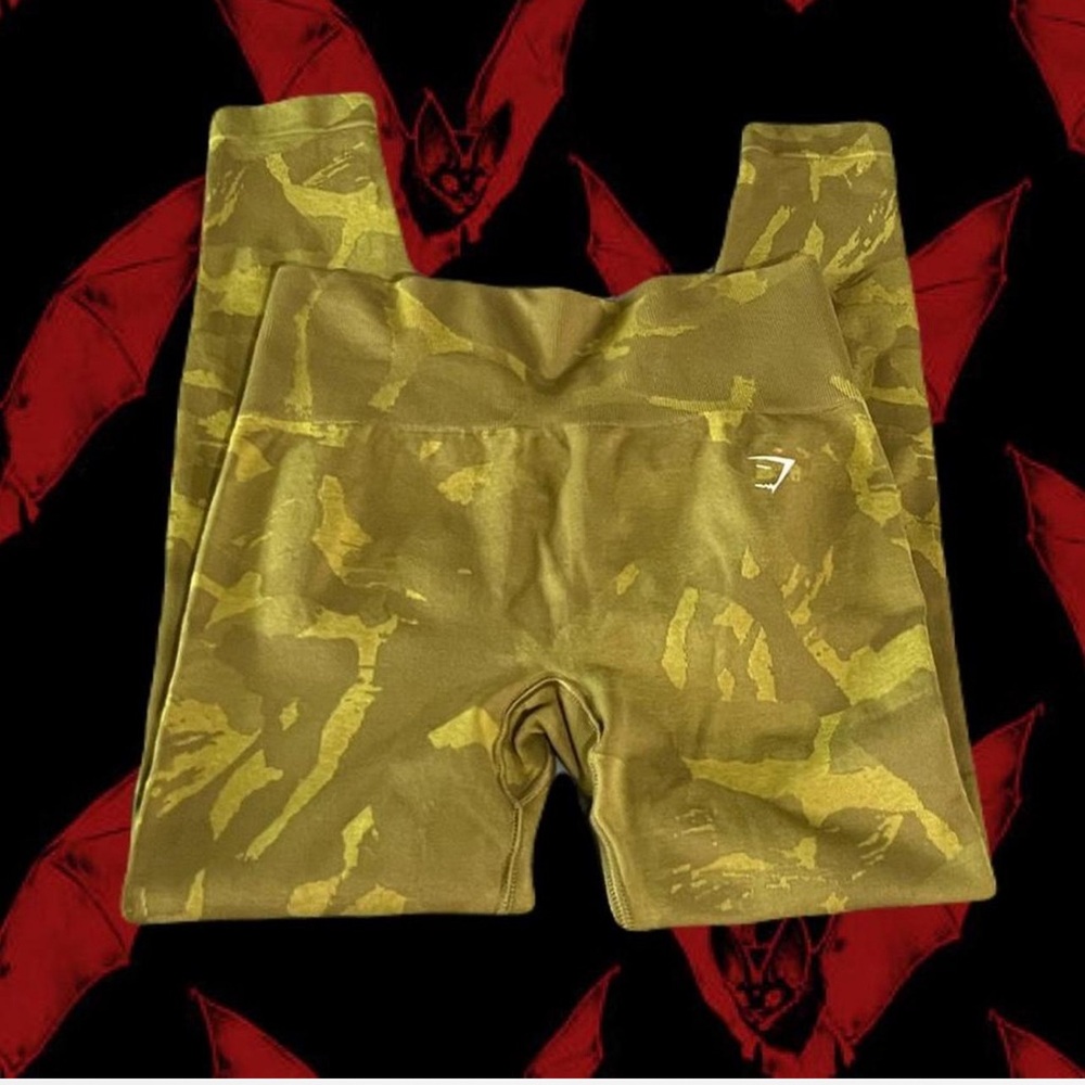 gym shark camo leggings